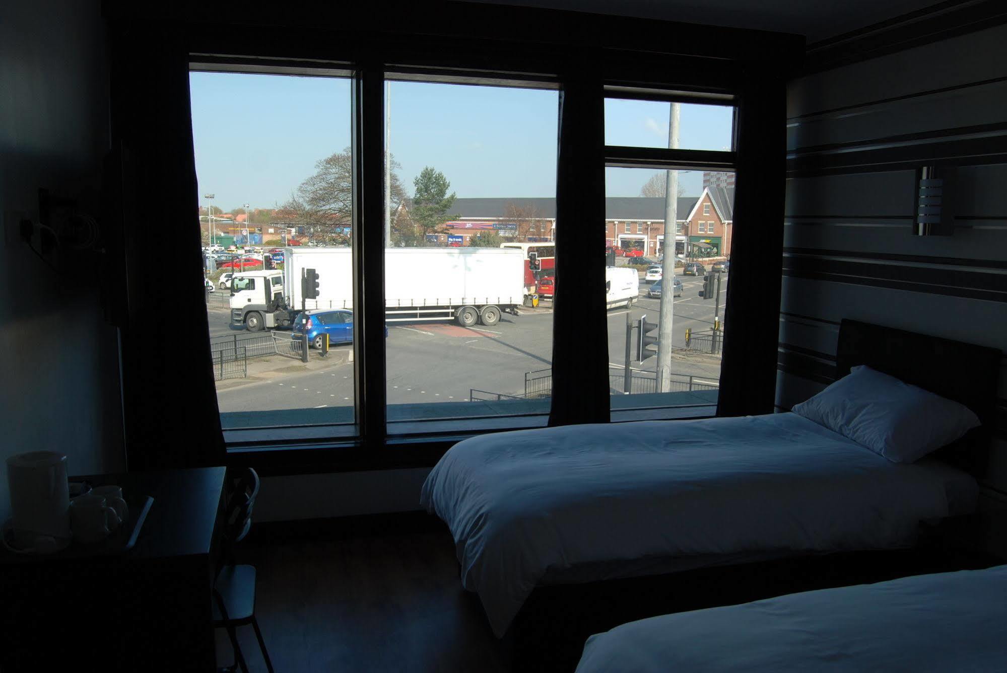 Cornmill Hotel Kingston upon Hull Bagian luar foto
